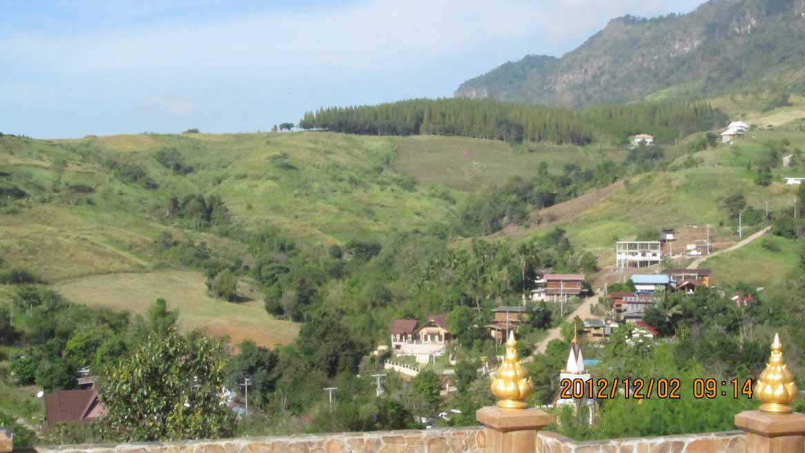 Phrathard_Phakaew 18.JPG 91.8K